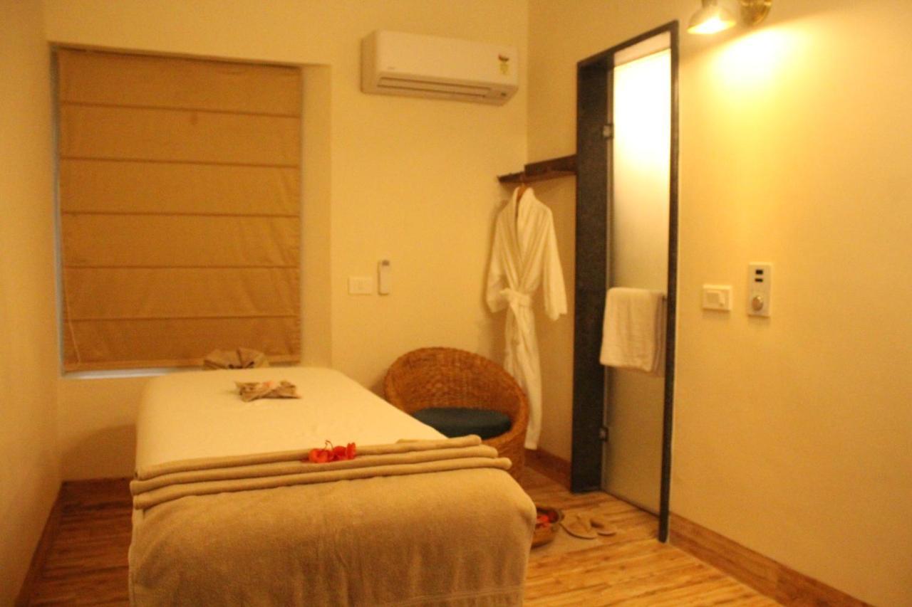Araiya Palampur Hotel Екстериор снимка