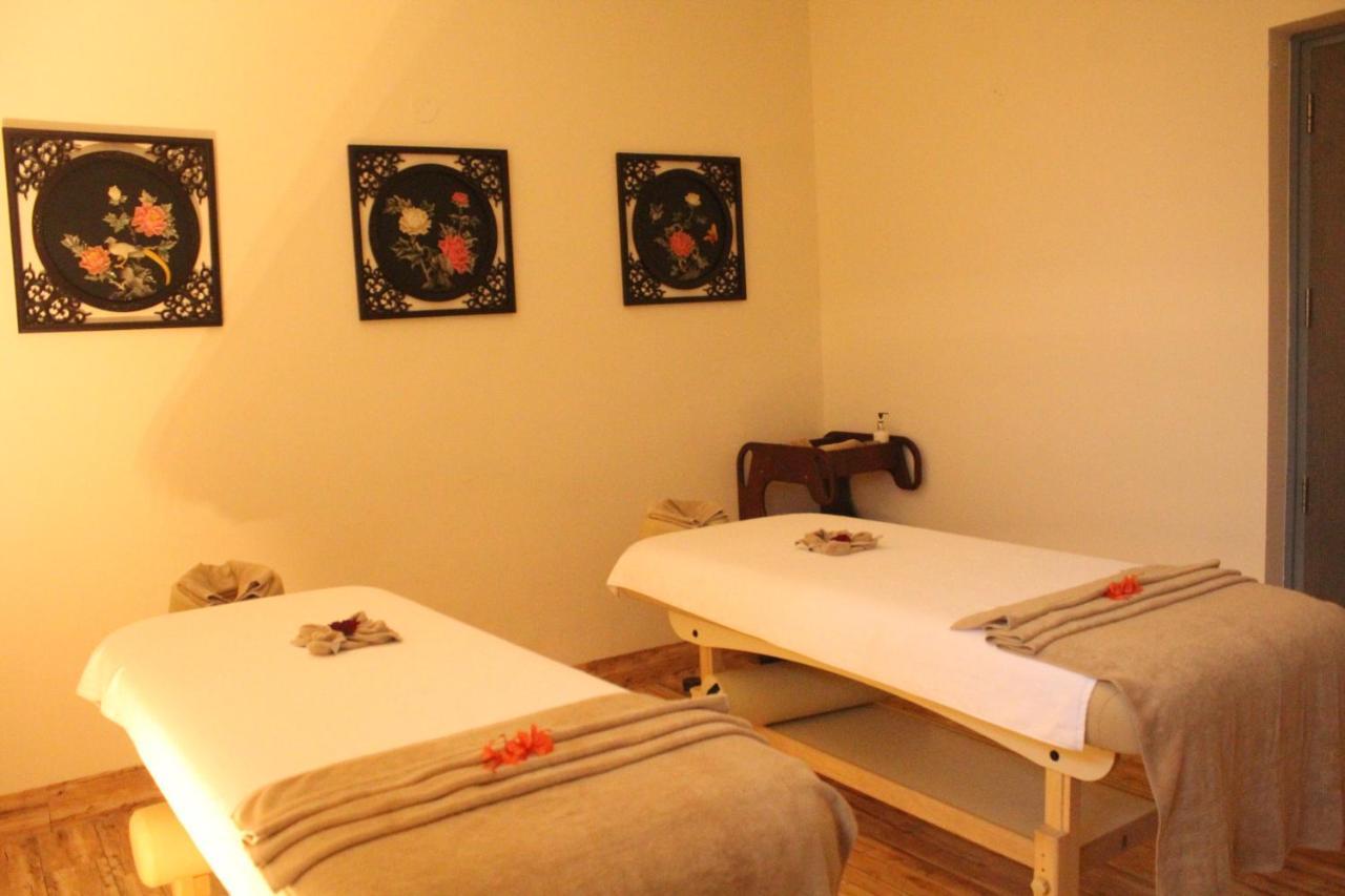 Araiya Palampur Hotel Екстериор снимка