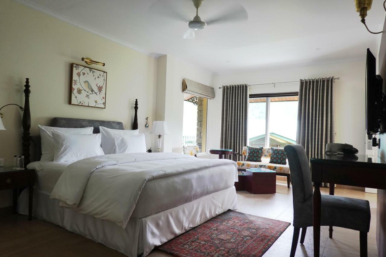 Araiya Palampur Hotel Екстериор снимка
