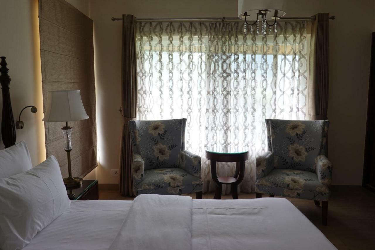 Araiya Palampur Hotel Екстериор снимка