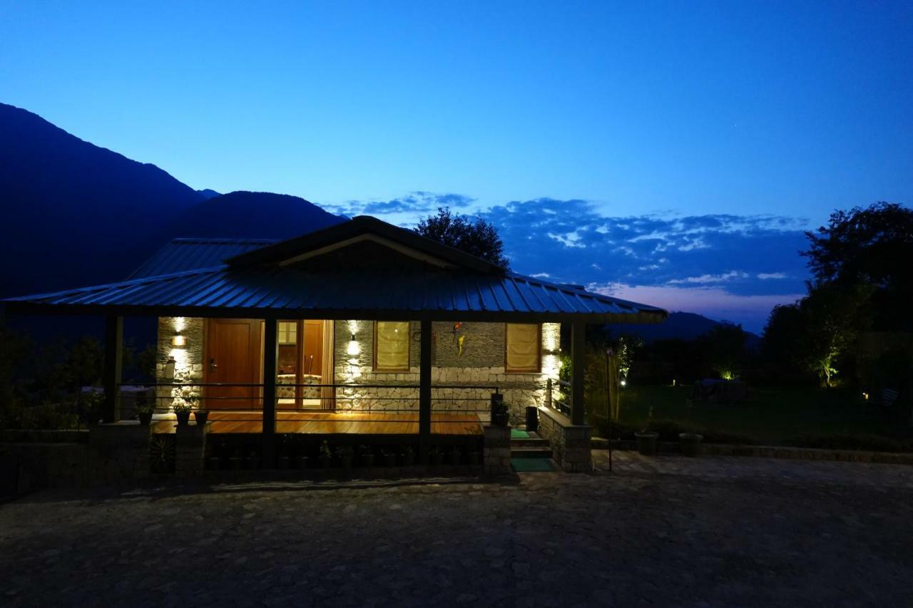 Araiya Palampur Hotel Екстериор снимка