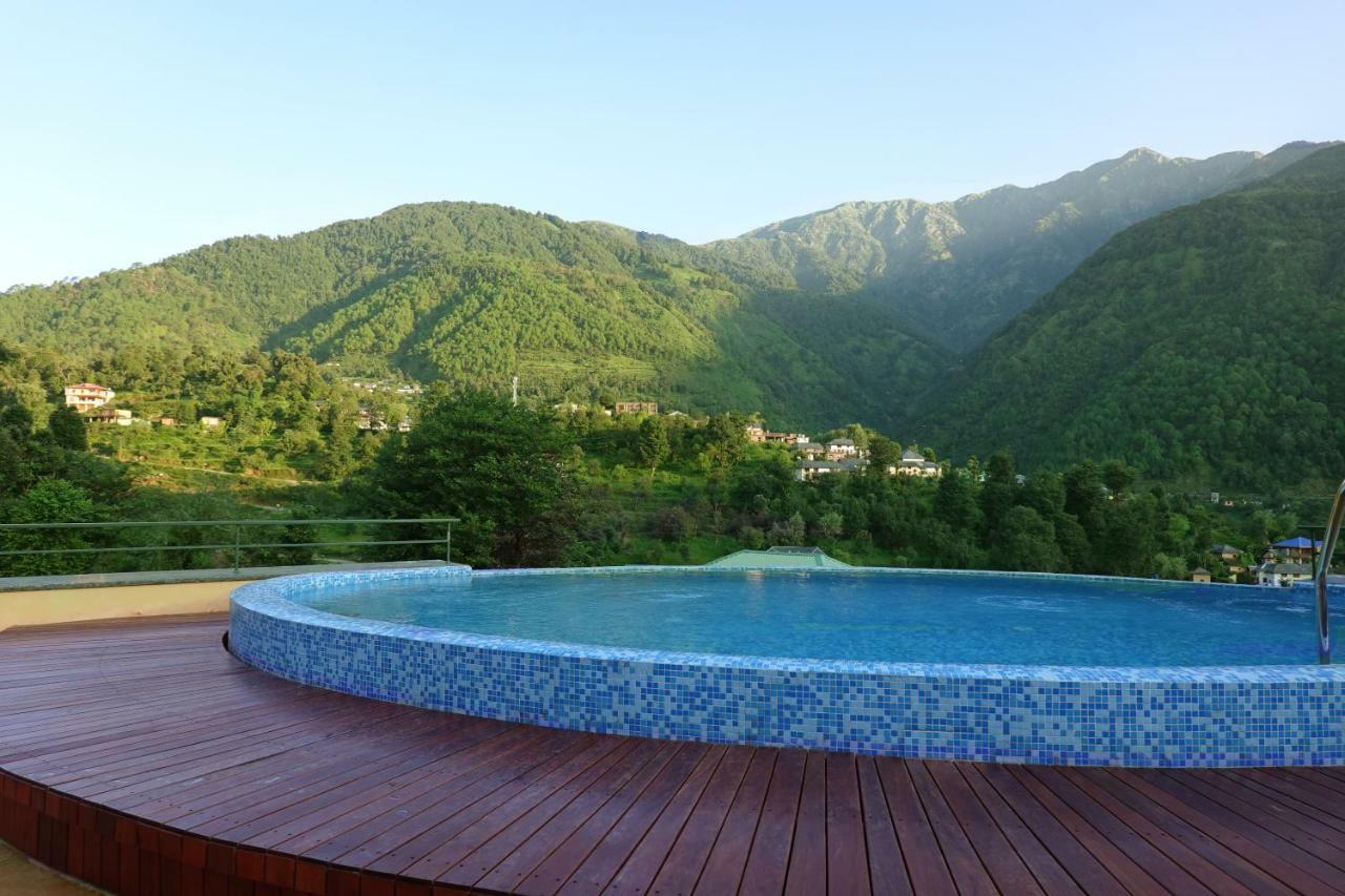Araiya Palampur Hotel Екстериор снимка