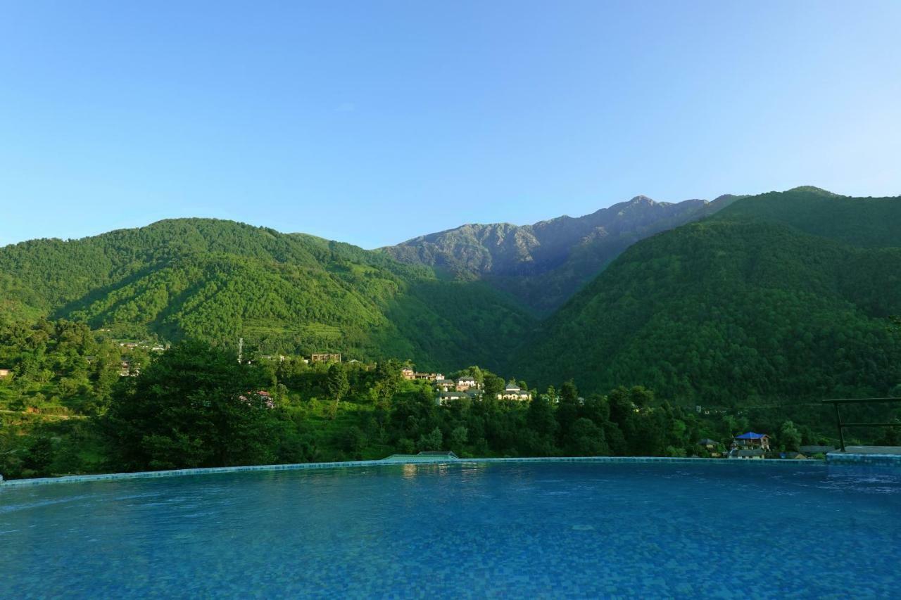 Araiya Palampur Hotel Екстериор снимка