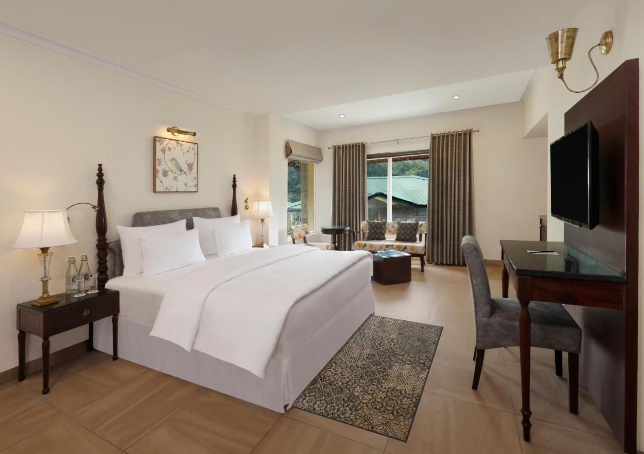 Araiya Palampur Hotel Екстериор снимка